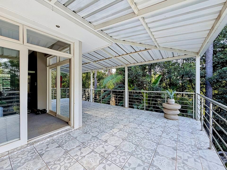 5 Bedroom Property for Sale in Silver Lakes Golf Estate Gauteng