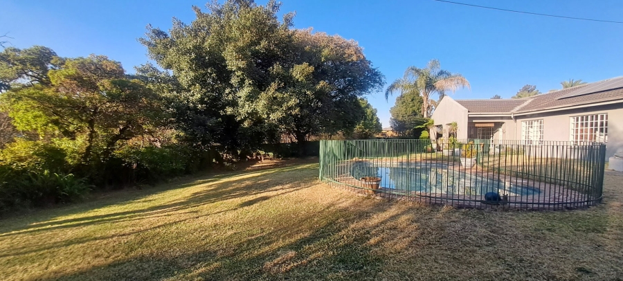 4 Bedroom Property for Sale in Lyndhurst Gauteng
