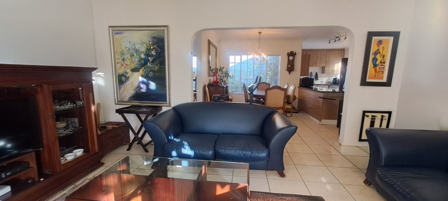 4 Bedroom Property for Sale in Lyndhurst Gauteng