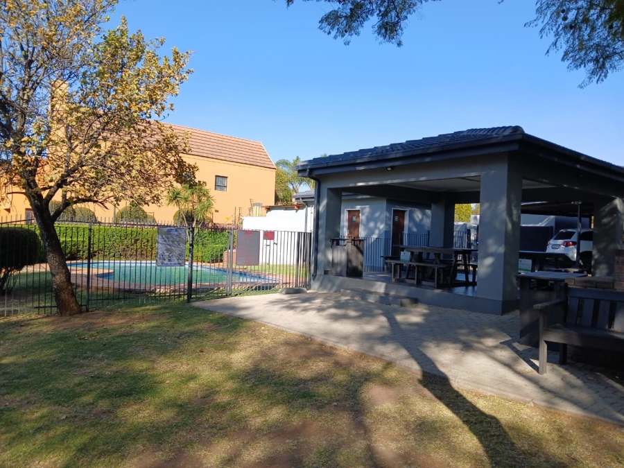 2 Bedroom Property for Sale in Randpark Ridge Gauteng