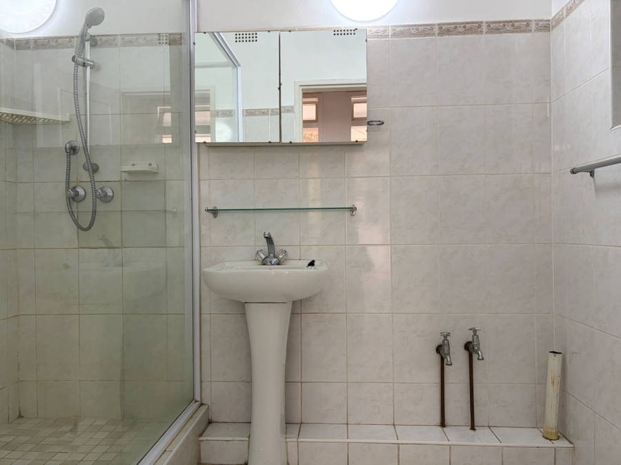 To Let 2 Bedroom Property for Rent in Killarney Gauteng