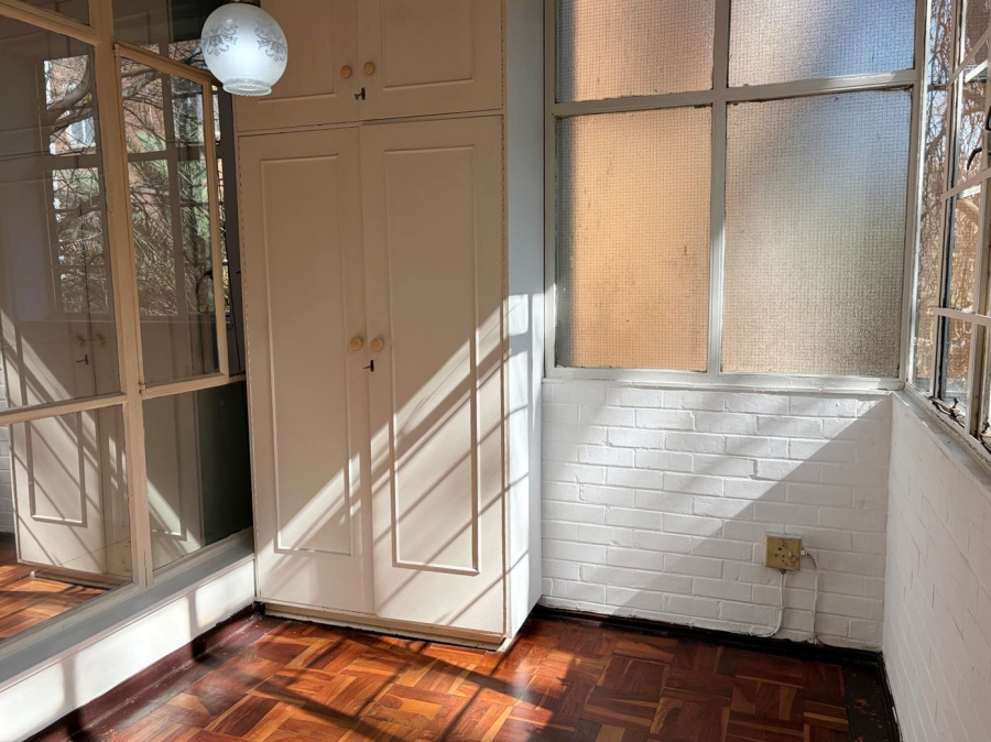 To Let 2 Bedroom Property for Rent in Killarney Gauteng