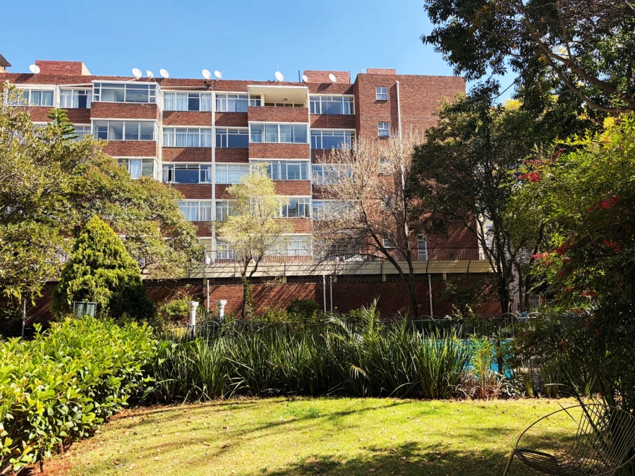 To Let 2 Bedroom Property for Rent in Killarney Gauteng