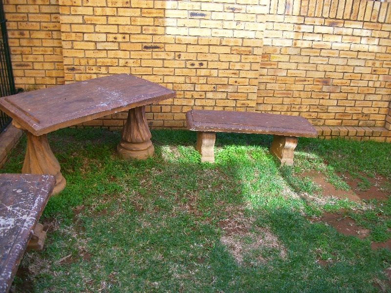 To Let 2 Bedroom Property for Rent in Rangeview Gauteng