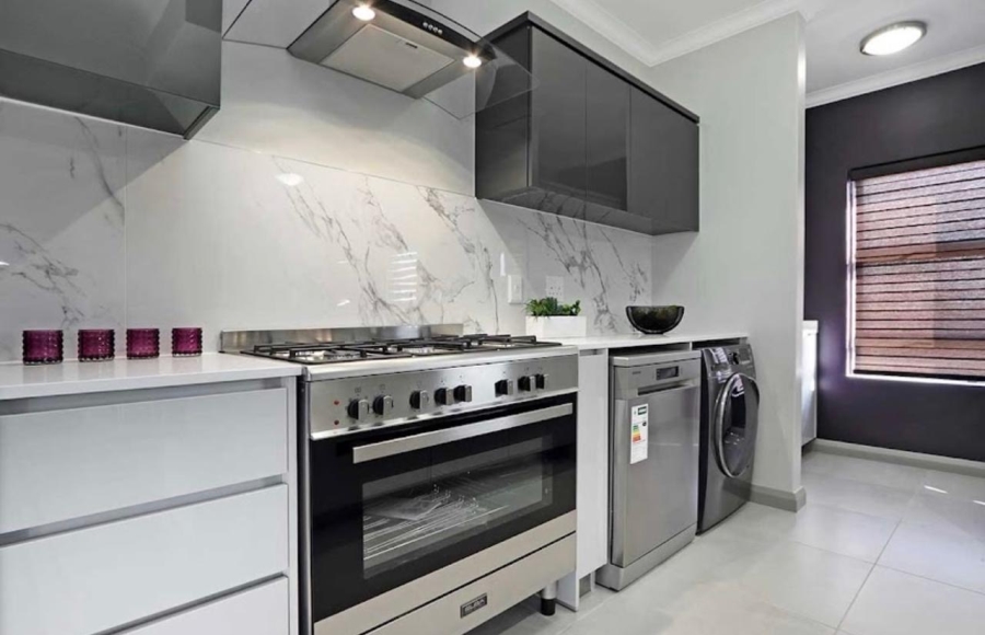 3 Bedroom Property for Sale in Carlswald Gauteng