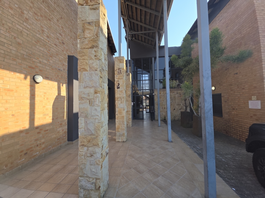 To Let Commercial Property for Rent in Tijger Valley Gauteng