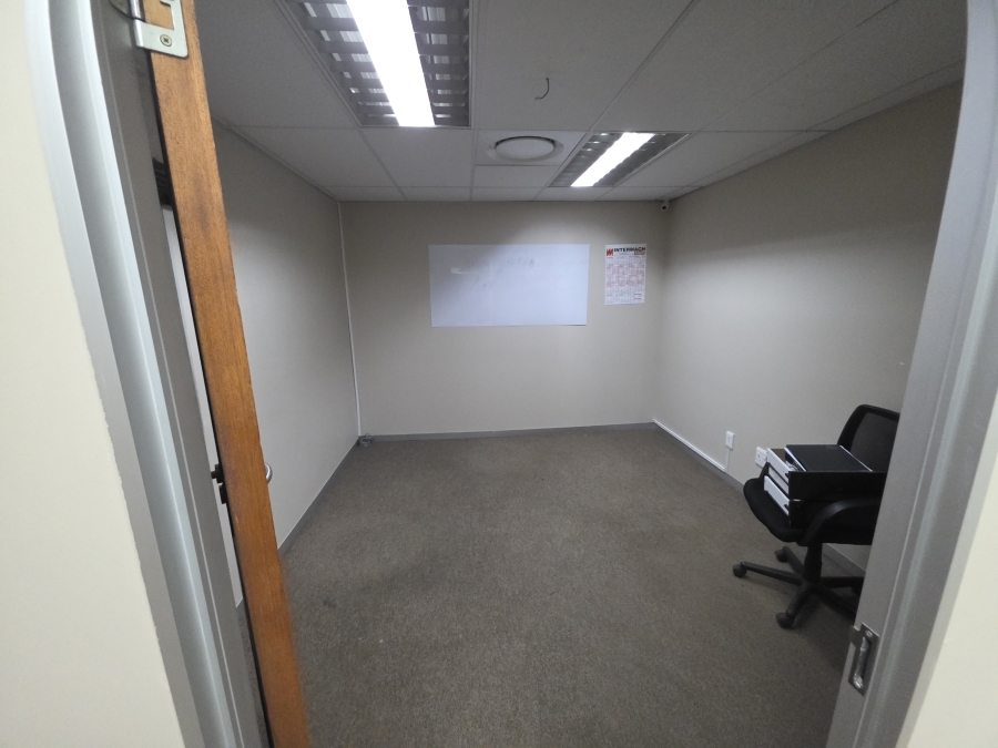 To Let Commercial Property for Rent in Tijger Valley Gauteng