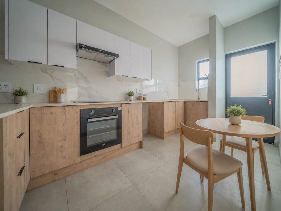 2 Bedroom Property for Sale in Faerie Glen Gauteng