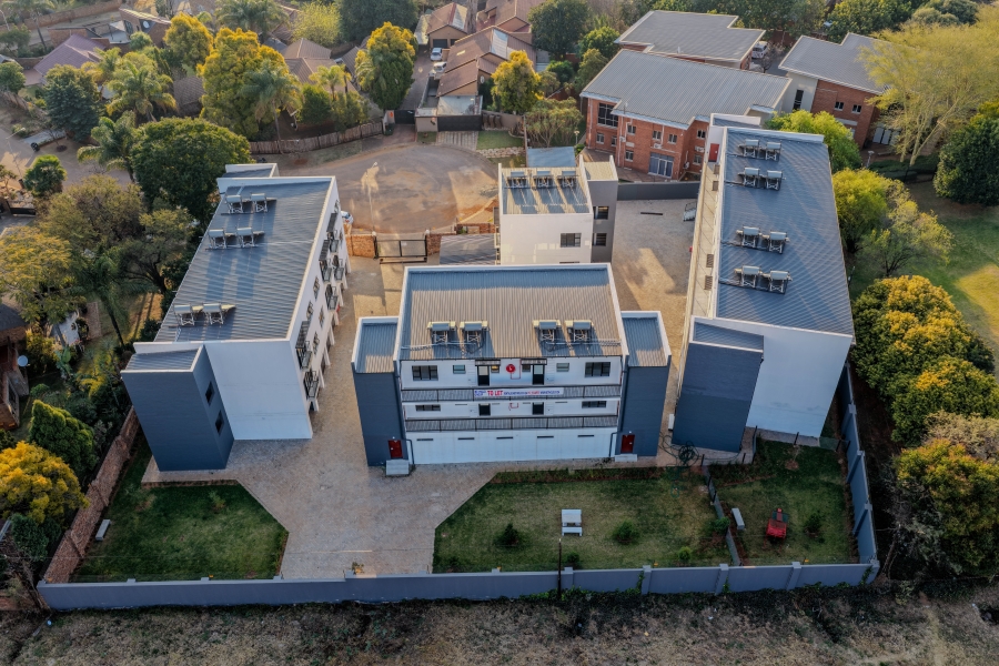 2 Bedroom Property for Sale in Faerie Glen Gauteng