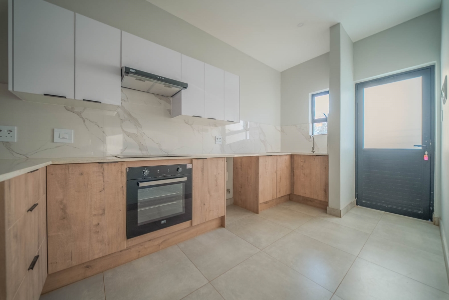 2 Bedroom Property for Sale in Faerie Glen Gauteng