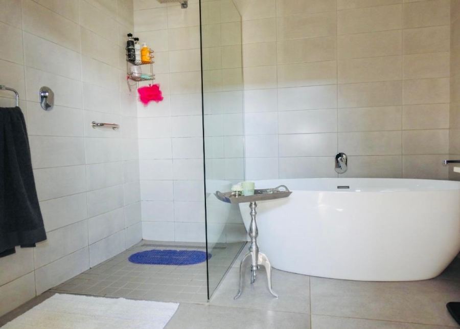 3 Bedroom Property for Sale in Homes Haven Gauteng