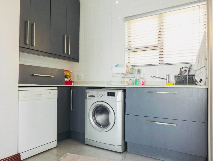 3 Bedroom Property for Sale in Homes Haven Gauteng