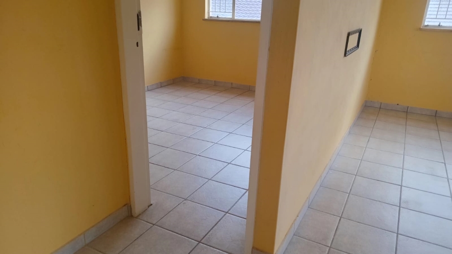 To Let 1 Bedroom Property for Rent in Edleen Gauteng