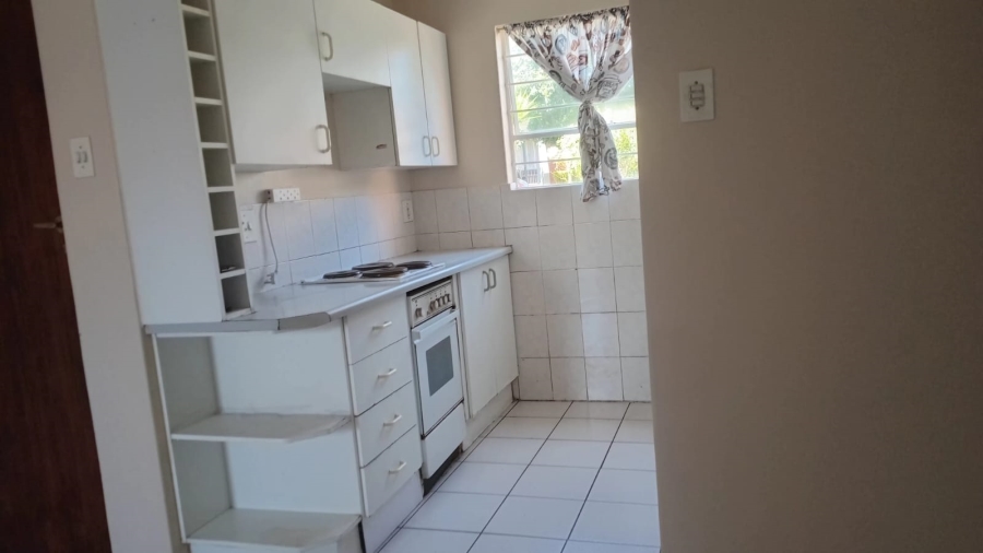 2 Bedroom Property for Sale in Glen Marais Gauteng