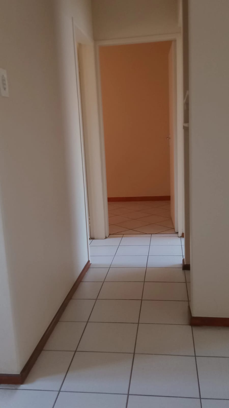 2 Bedroom Property for Sale in Glen Marais Gauteng