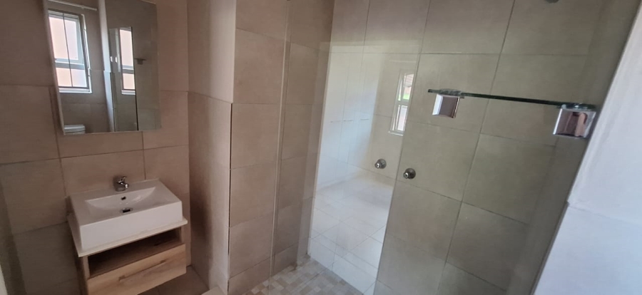 To Let 2 Bedroom Property for Rent in Montana Gauteng