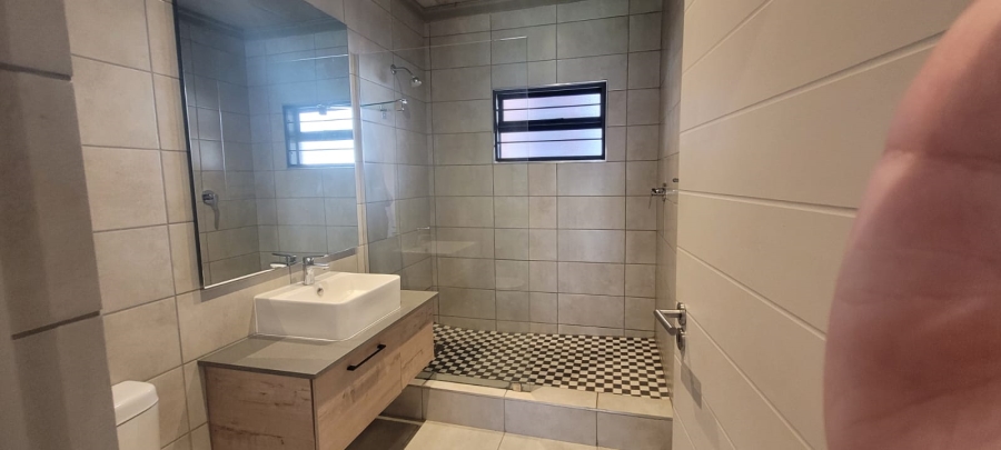 To Let 2 Bedroom Property for Rent in Equestria Gauteng