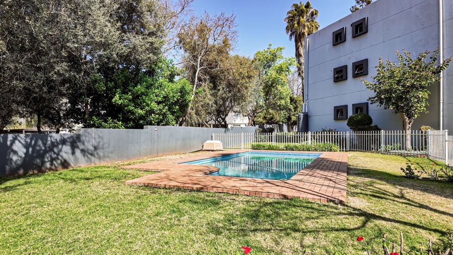 1 Bedroom Property for Sale in Sandown Gauteng