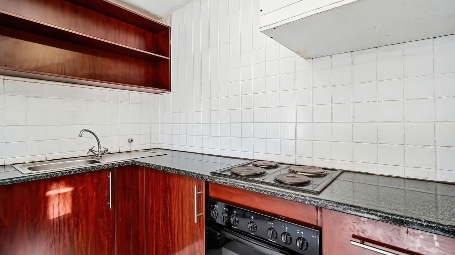 1 Bedroom Property for Sale in Sandown Gauteng