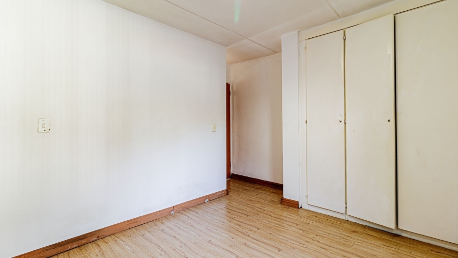 1 Bedroom Property for Sale in Sandown Gauteng