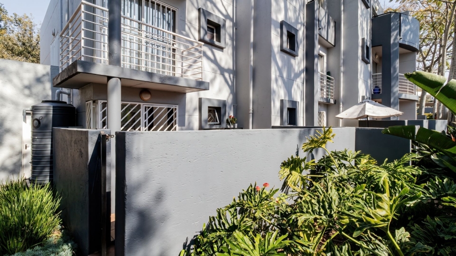 1 Bedroom Property for Sale in Sandown Gauteng