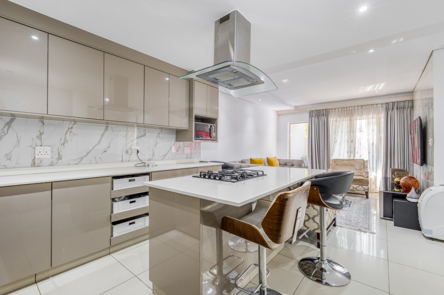 3 Bedroom Property for Sale in Broadacres Gauteng