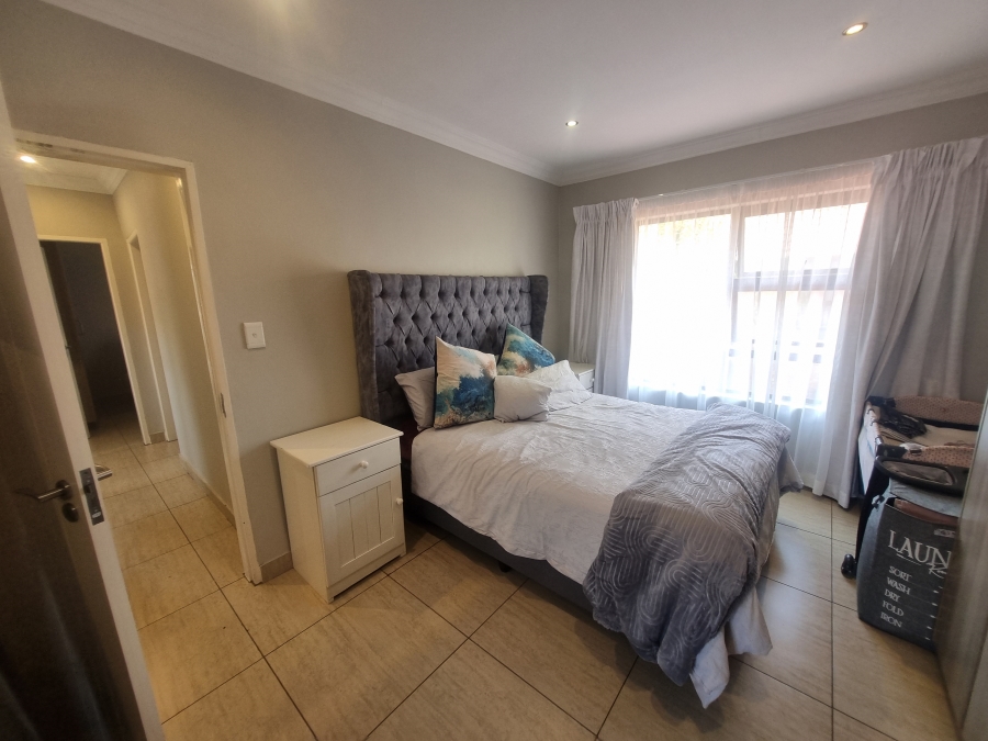 To Let 3 Bedroom Property for Rent in Equestria Gauteng