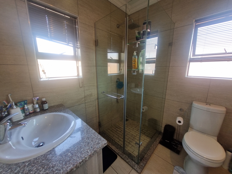 To Let 3 Bedroom Property for Rent in Equestria Gauteng