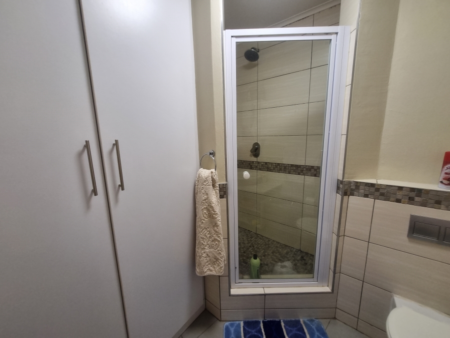 1 Bedroom Property for Sale in Hatfield Gauteng