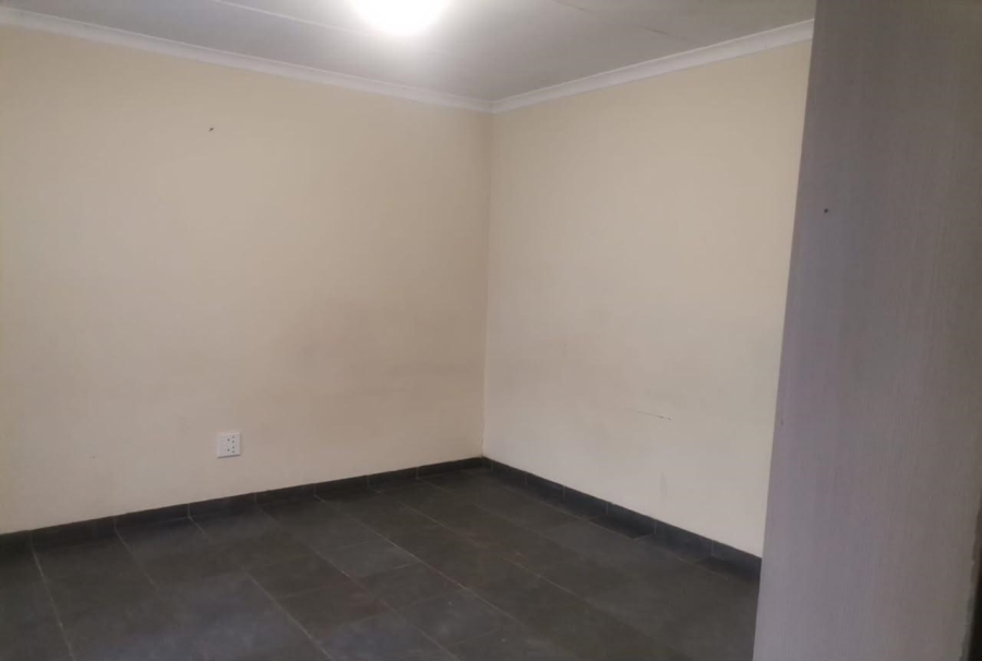 4 Bedroom Property for Sale in Windmill Park Gauteng