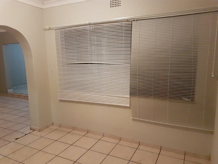 1 Bedroom Property for Sale in Witpoortjie Gauteng
