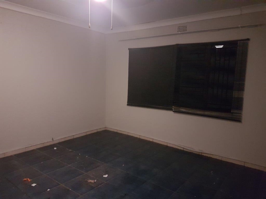 1 Bedroom Property for Sale in Witpoortjie Gauteng