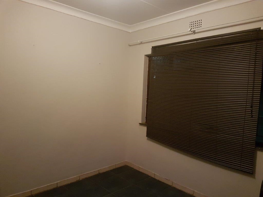 1 Bedroom Property for Sale in Witpoortjie Gauteng