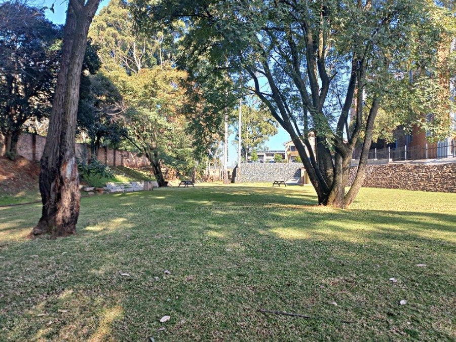To Let 1 Bedroom Property for Rent in Braamfontein Gauteng