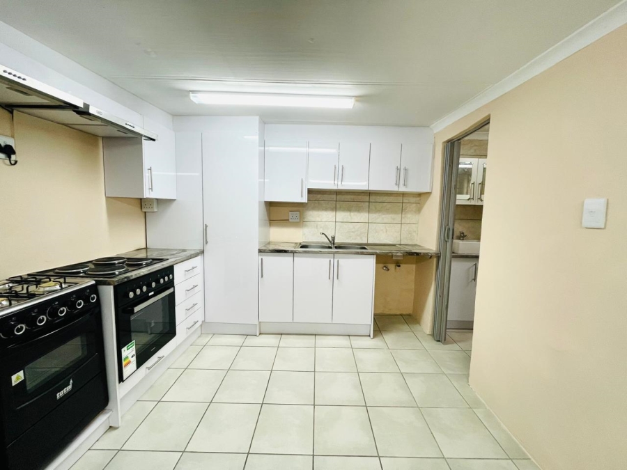 To Let 0 Bedroom Property for Rent in Lonehill Gauteng