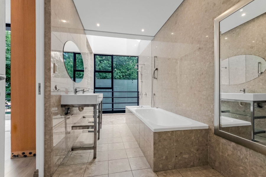 6 Bedroom Property for Sale in Bryanston Gauteng