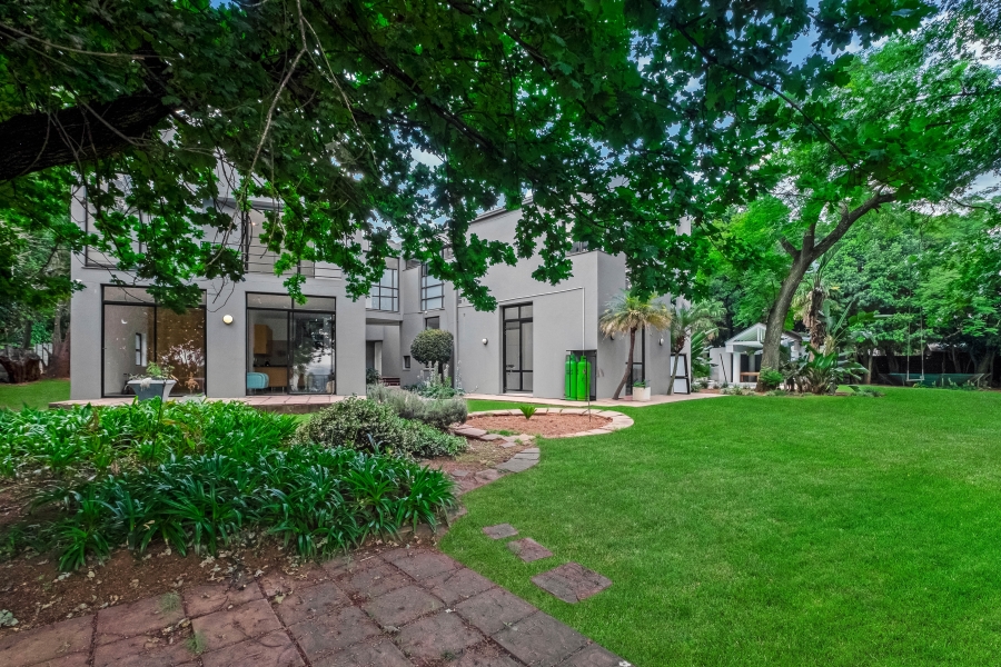 6 Bedroom Property for Sale in Bryanston Gauteng