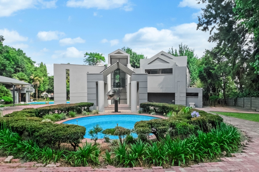 6 Bedroom Property for Sale in Bryanston Gauteng