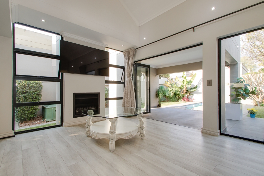 3 Bedroom Property for Sale in Cedar Lakes Gauteng