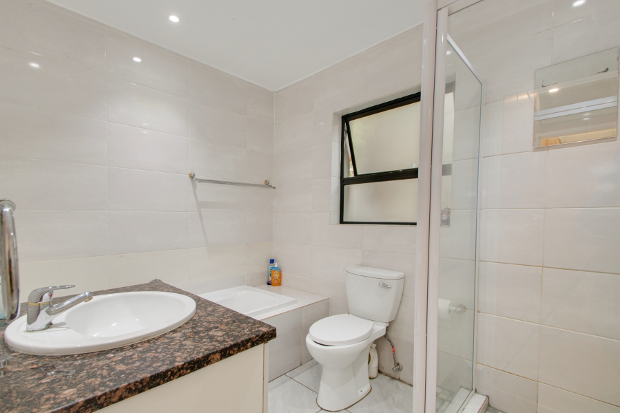 3 Bedroom Property for Sale in Cedar Lakes Gauteng
