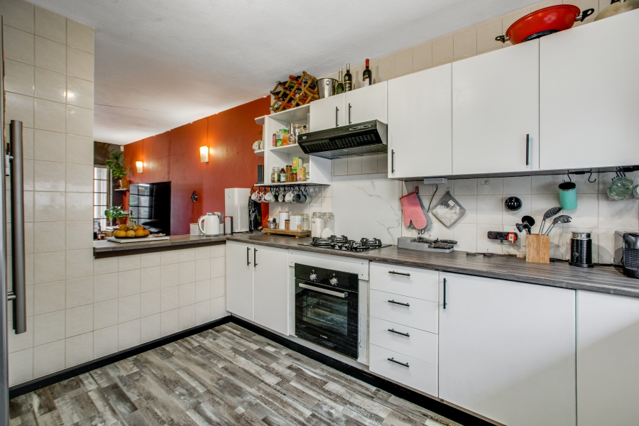 3 Bedroom Property for Sale in Northwold Gauteng