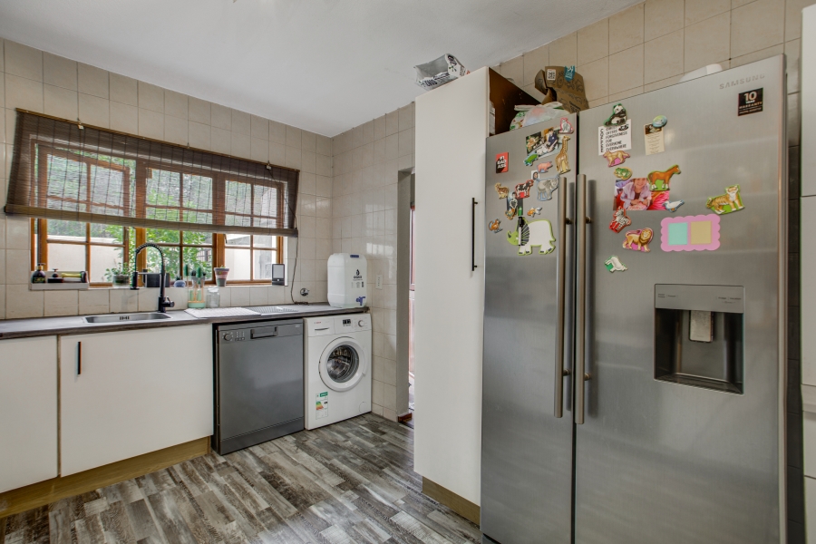 3 Bedroom Property for Sale in Northwold Gauteng