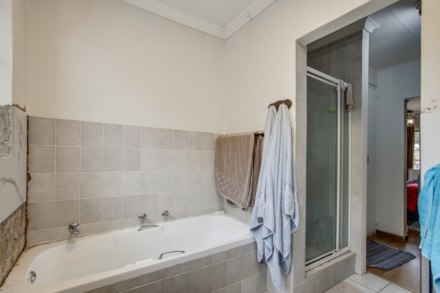 3 Bedroom Property for Sale in Northwold Gauteng