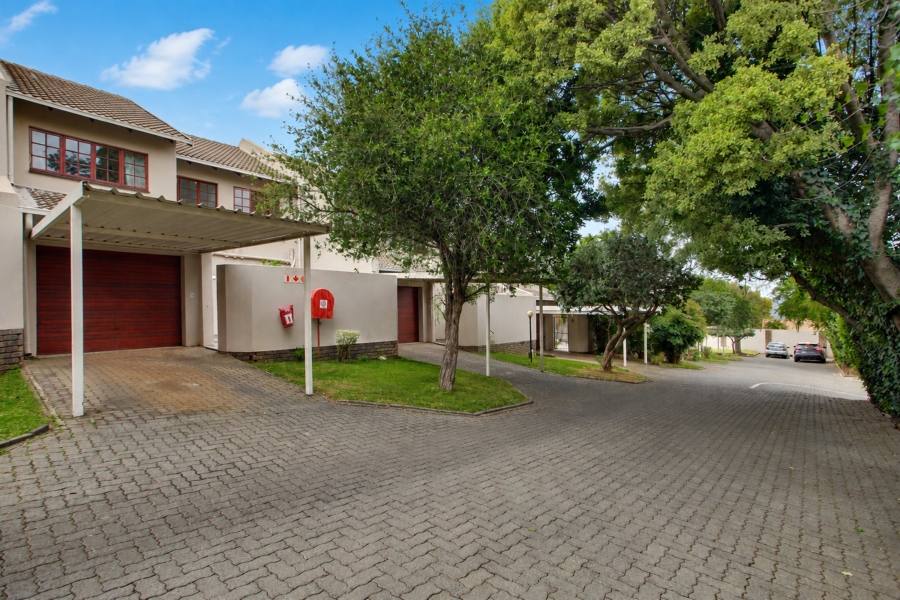 3 Bedroom Property for Sale in Northwold Gauteng