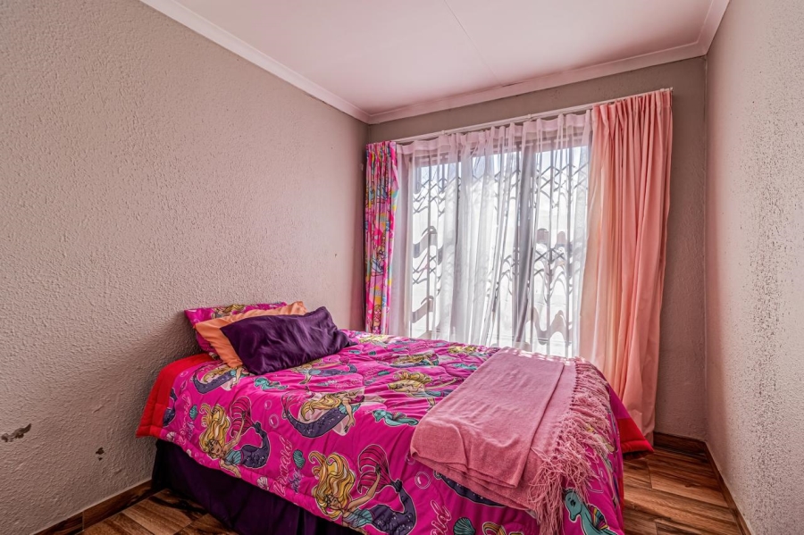 3 Bedroom Property for Sale in Ormonde View Gauteng