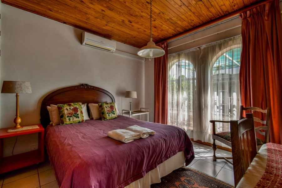 9 Bedroom Property for Sale in Nieuw Muckleneuk Gauteng