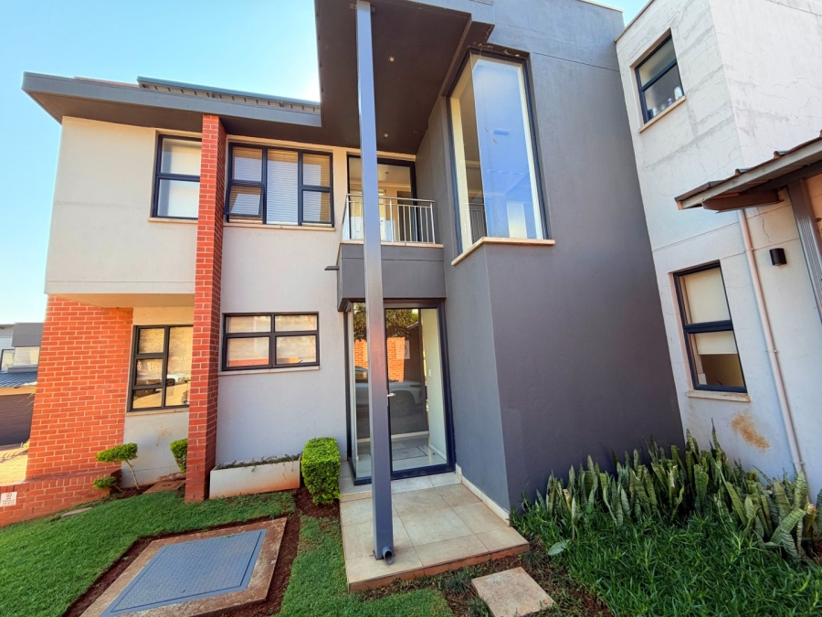 3 Bedroom Property for Sale in Queenswood Gauteng