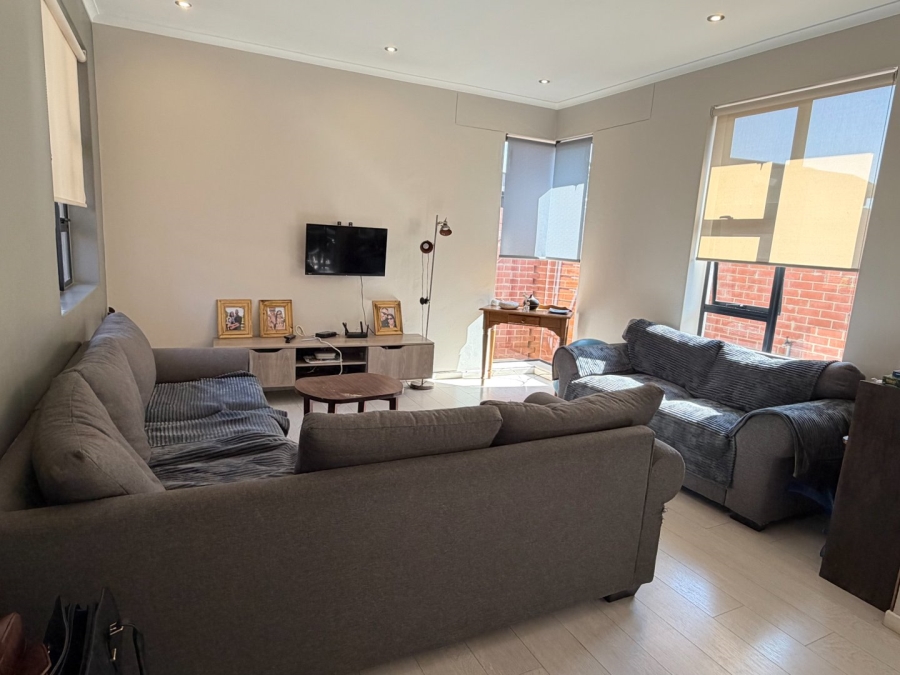 3 Bedroom Property for Sale in Queenswood Gauteng