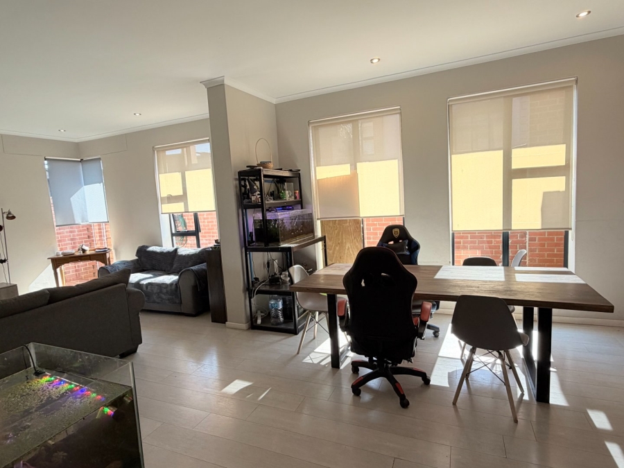 3 Bedroom Property for Sale in Queenswood Gauteng