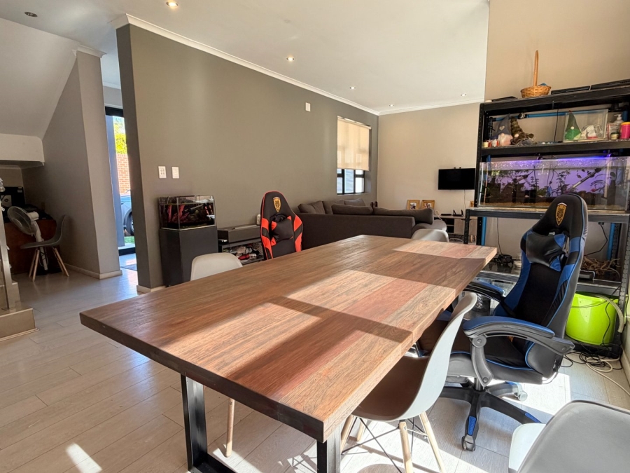 3 Bedroom Property for Sale in Queenswood Gauteng